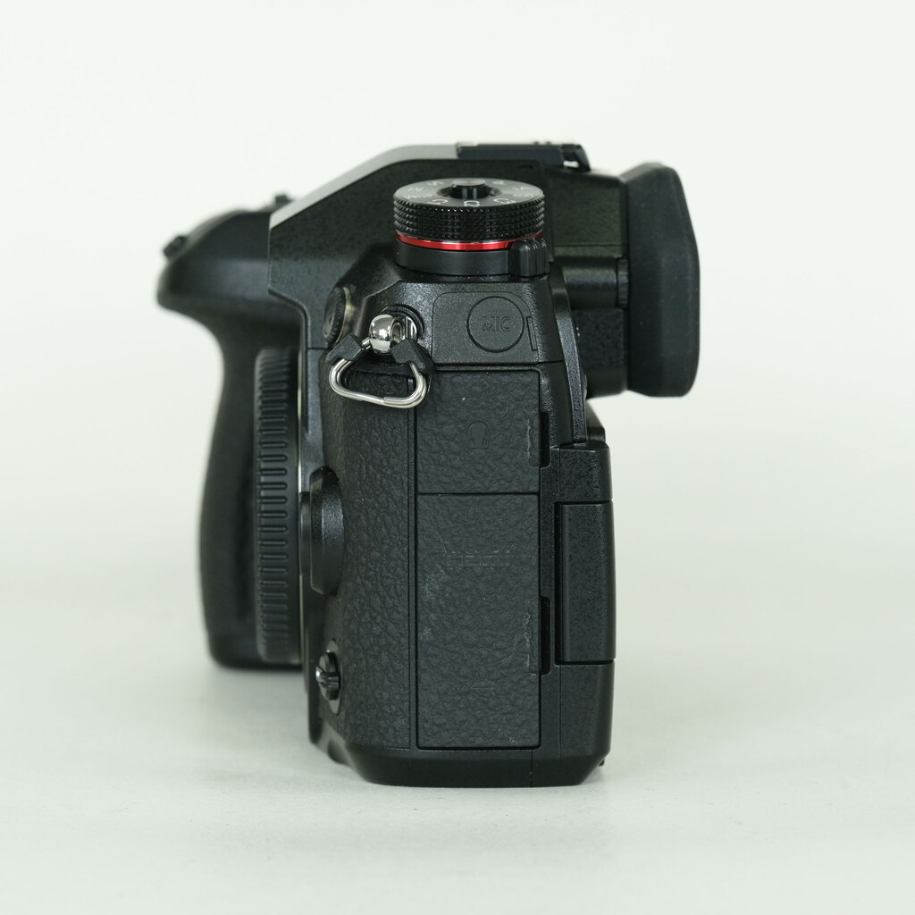 Panasonic LUMIX DC-G9 PRO