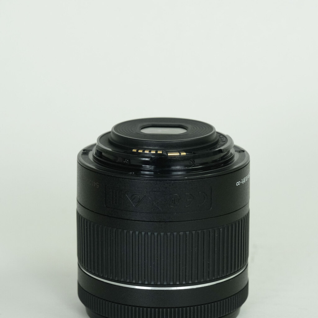 Canon EF-S18-55mm F4-5.6 IS STM