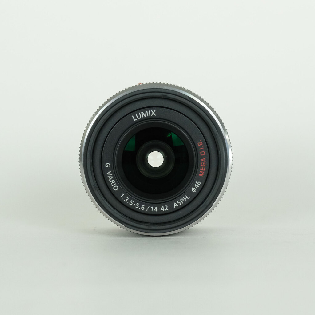 Panasonic LUMIX G VARIO 14-42mm F3.5-5.6II ASPH. MEGA O.I.S.  シルバー    H-FS1442A-S