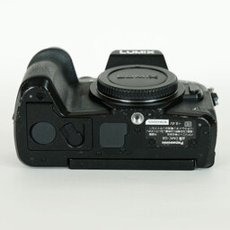 Panasonic LUMIX DMC-G8