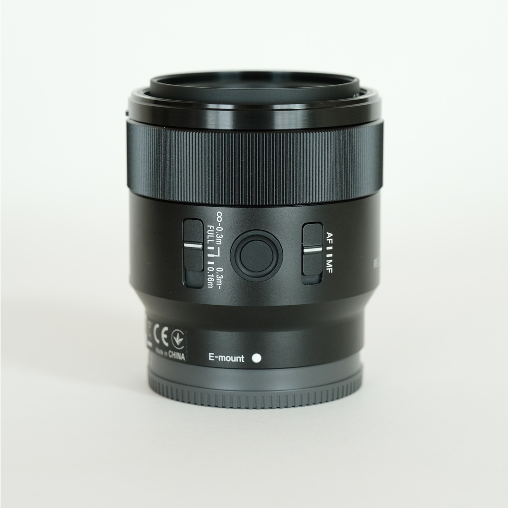 SONY FE 50mm F2.8 Macro SEL50M28の出品 | ONE SCENE（ワンシーン）
