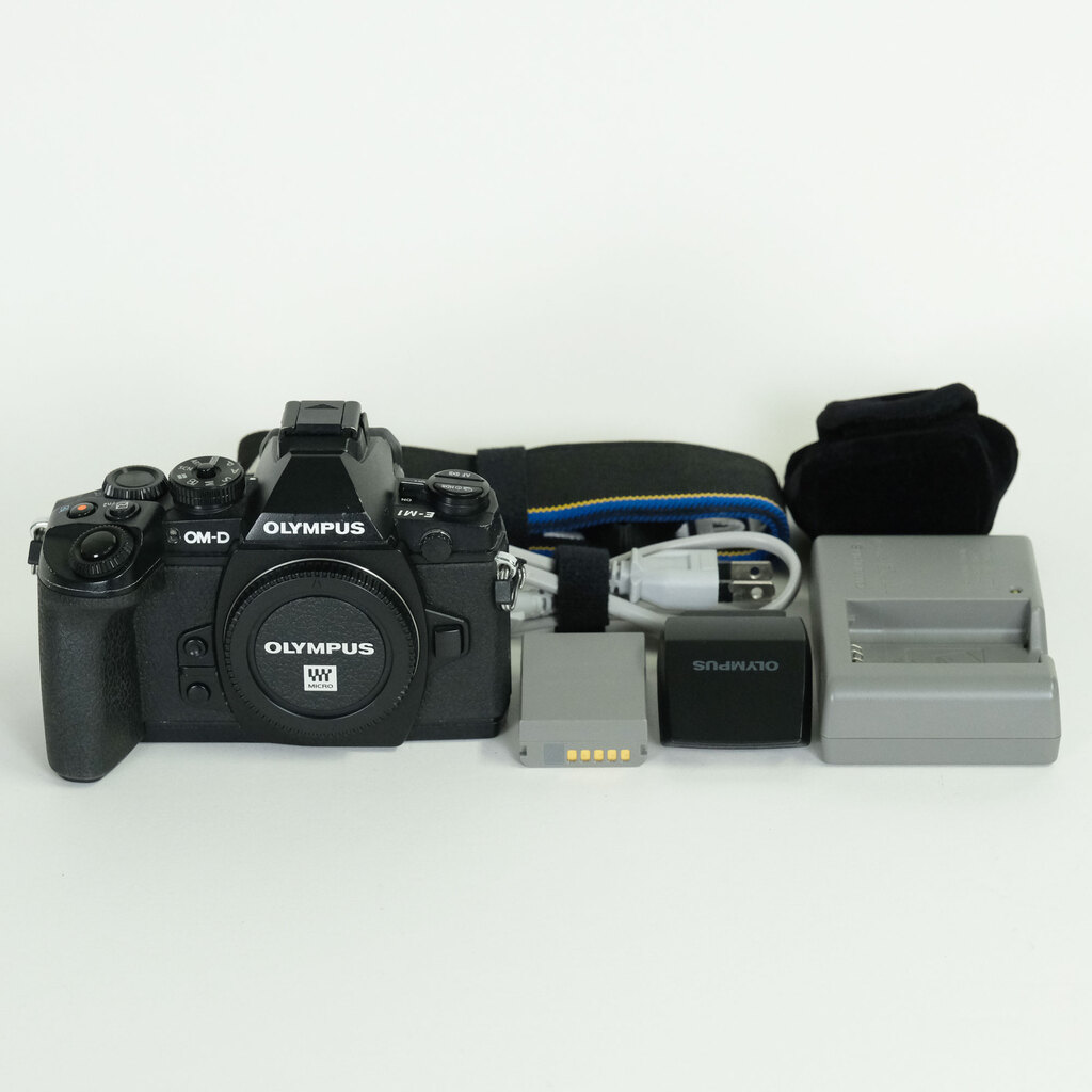 OLYMPUS OM-D E-M1