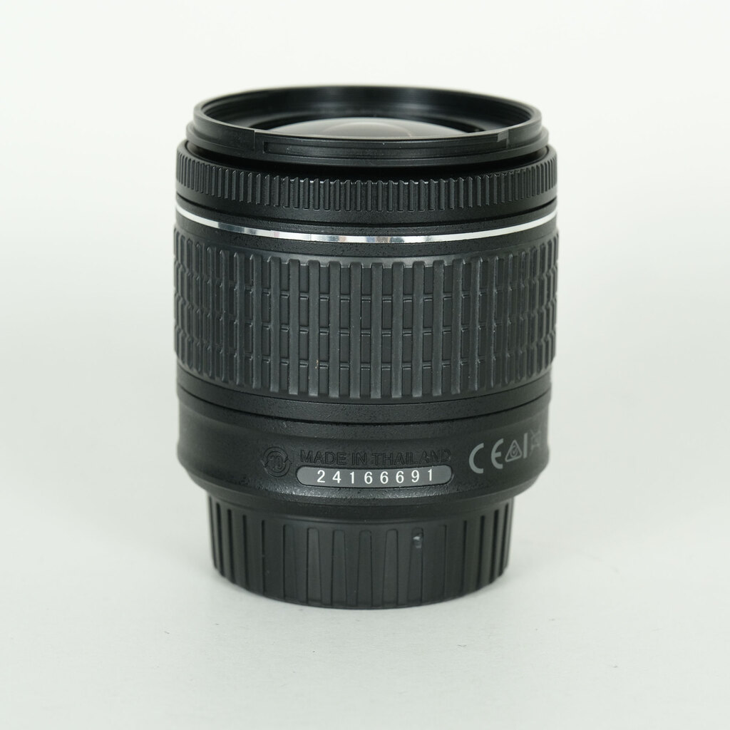 Nikon AF-P DX NIKKOR 18-55mm F3.5-5.6G VR Nikon AF-P DX NIKKOR 18-55mm F3.5-5.6G VR
