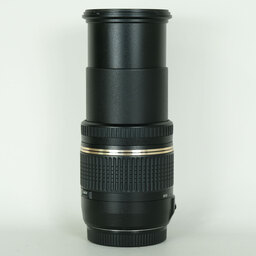 TAMRON 18-270mm F3.5-6.3 DiII VC PZD/Model B008E（キヤノンEF用）
