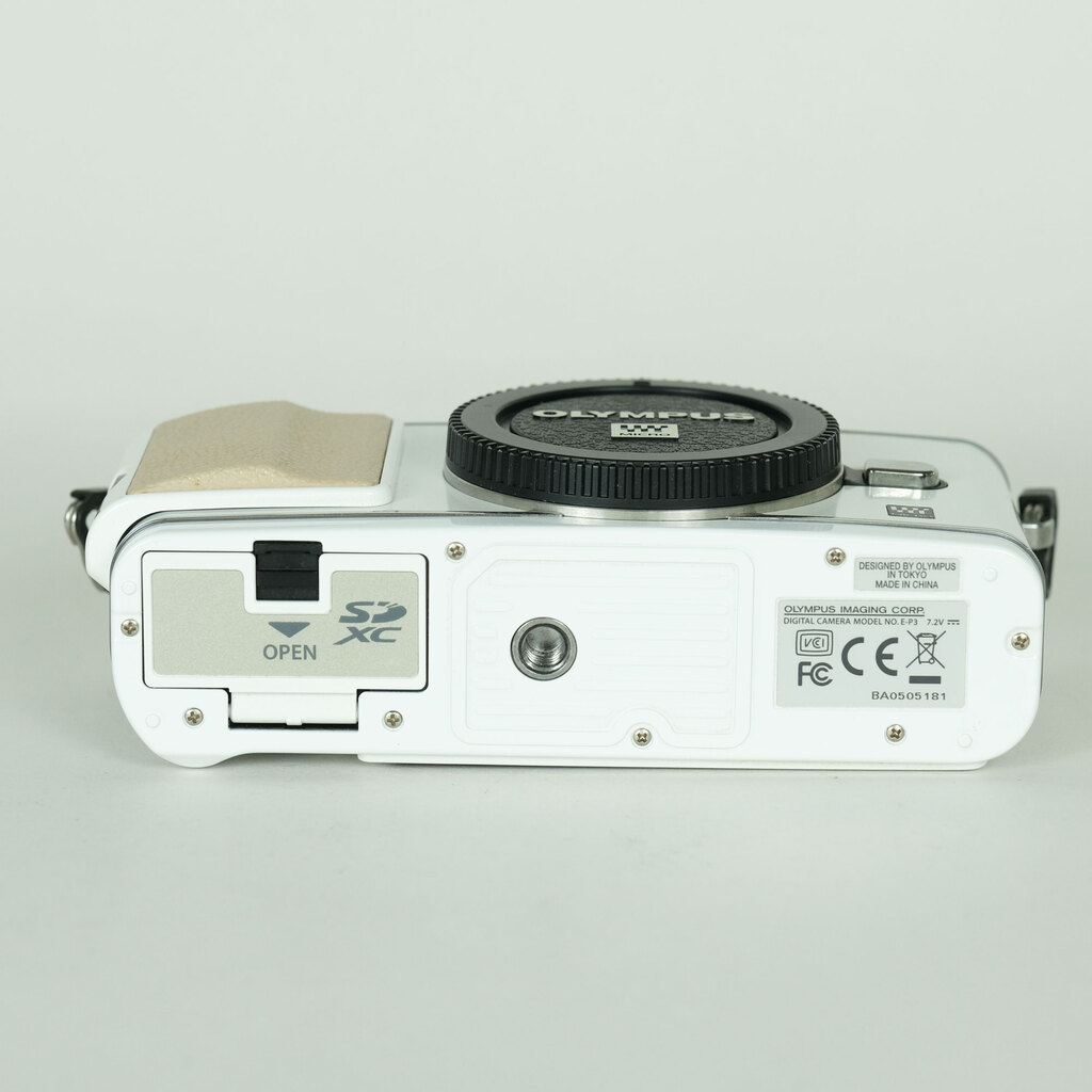 OLYMPUS PEN E-P3 ボディ ホワイト