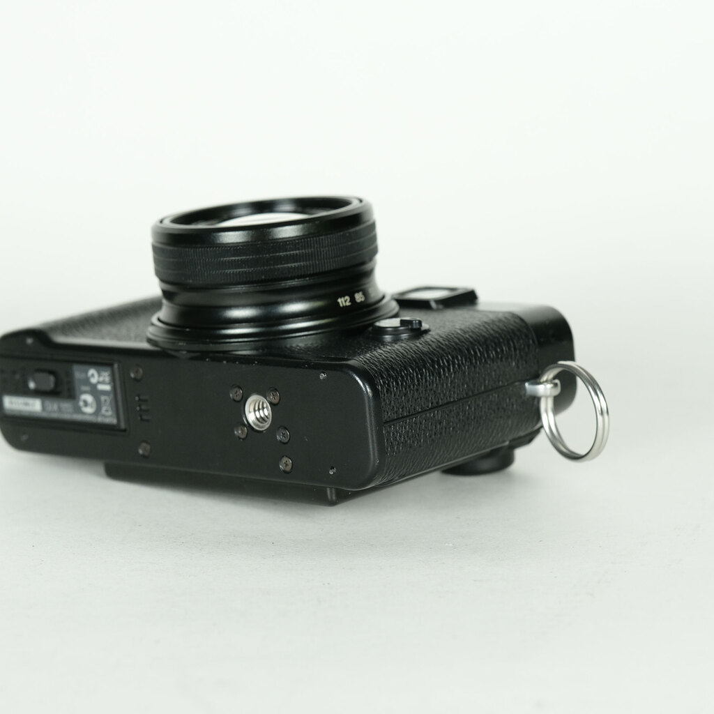 FUJIFILM X10 ブラック FUJIFILM X10 ブラック