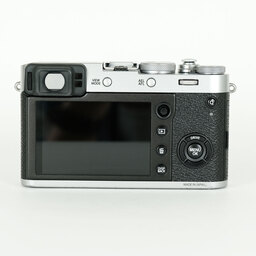 FUJIFILM X100F シルバー FUJIFILM X100F シルバー