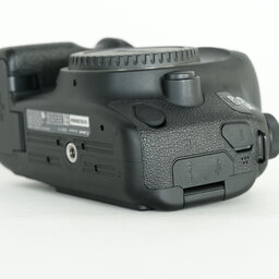 Canon EOS 6D Mark II