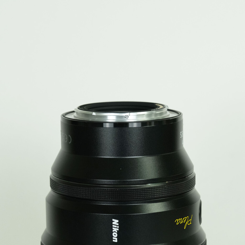 Nikon NIKKOR Z 135mm f/1.8 S Plena