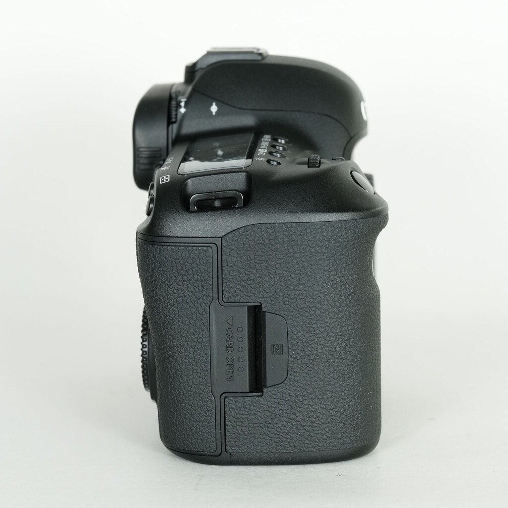 Canon EOS 5D Mark IV