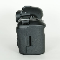 Canon EOS 5D Mark IV