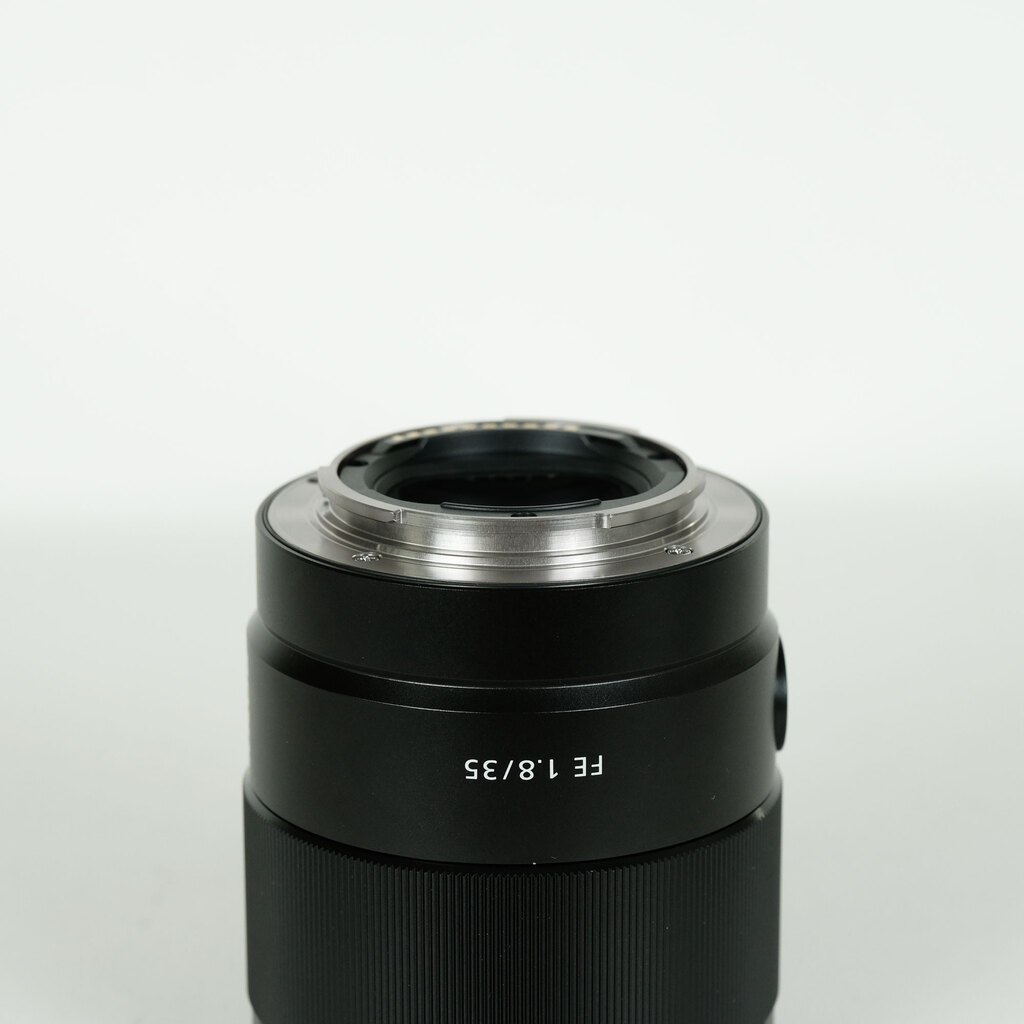 SONY FE 35mm F1.8 SEL35F18F