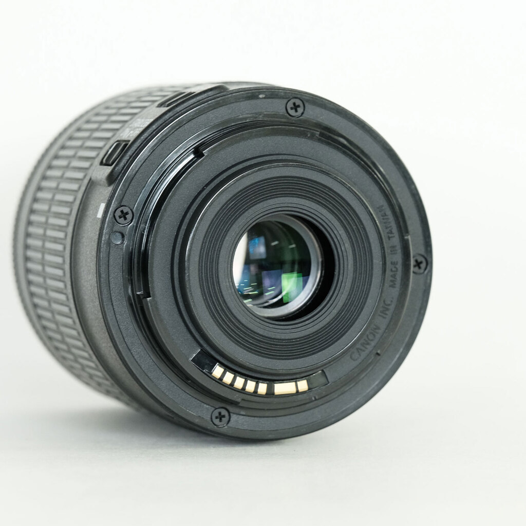 Canon EF-S18-55mm F3.5-5.6 IS STM