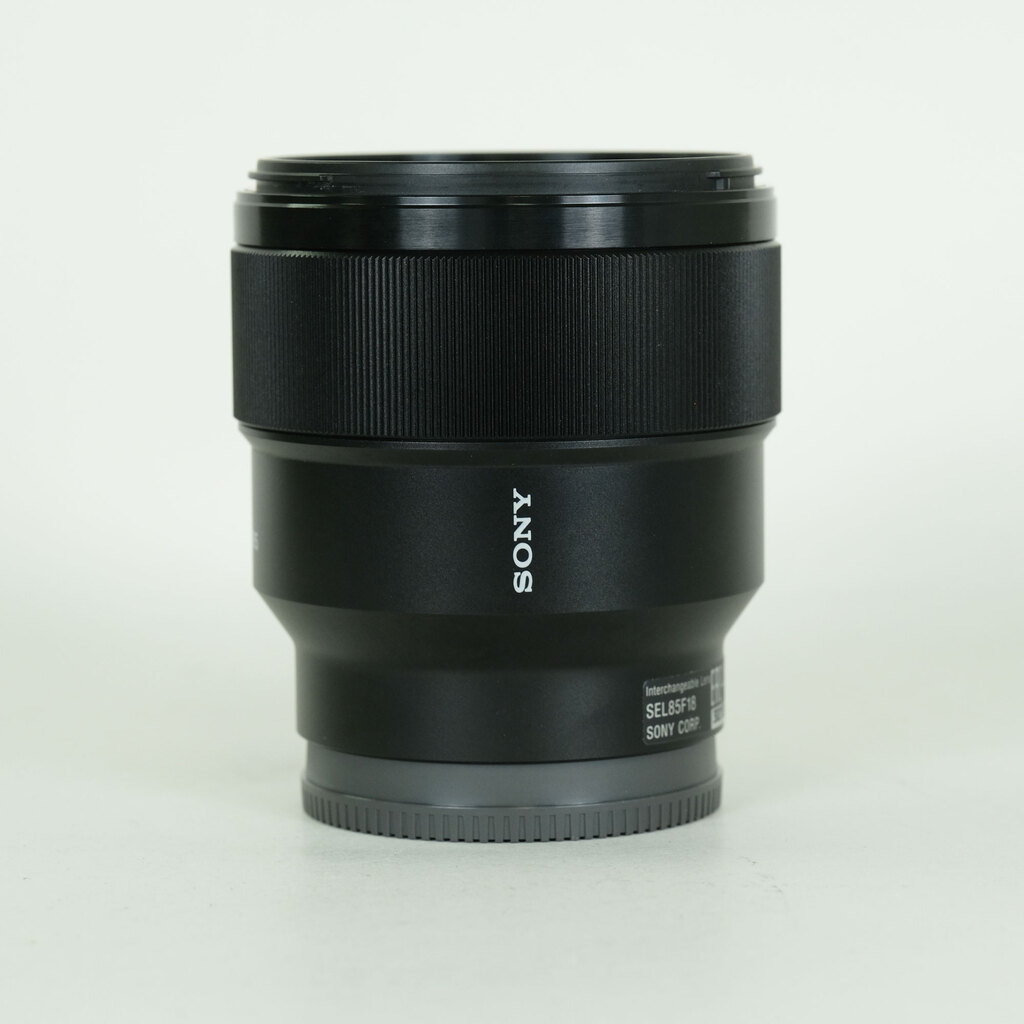 SONY FE 85mm F1.8 SEL85F18