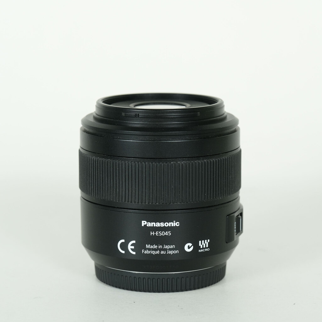 Panasonic LEICA DG MACRO-ELMARIT 45mm F2.8 ASPH. MEGA O.I.S.の出品
