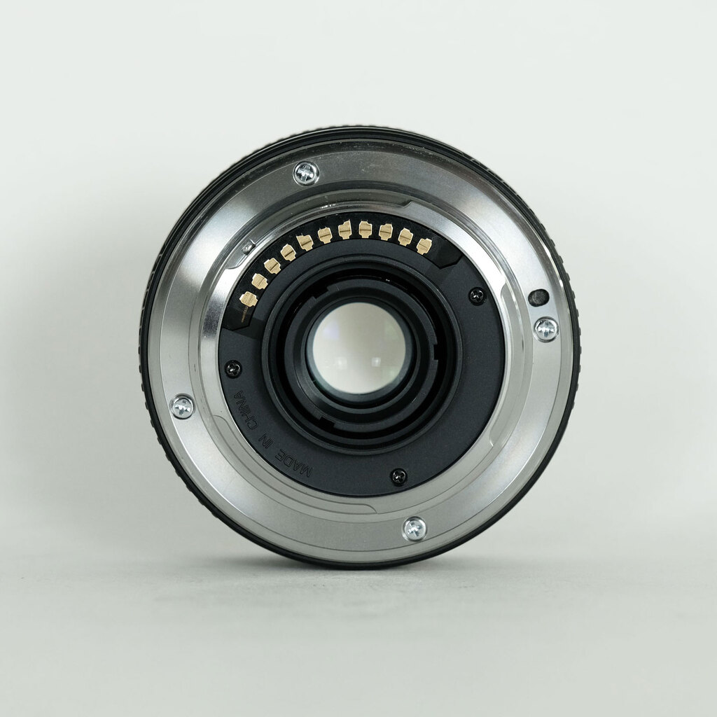 OLYMPUS M.ZUIKO DIGITAL 17mm F2.8 シルバー