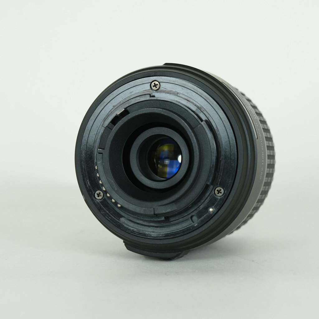 Nikon AF-S DX Zoom-Nikkor 18-55mm F3.5-5.6G ED II ブラック Nikon AF-S DX Zoom-Nikkor 18-55mm F3.5-5.6G ED II ブラック