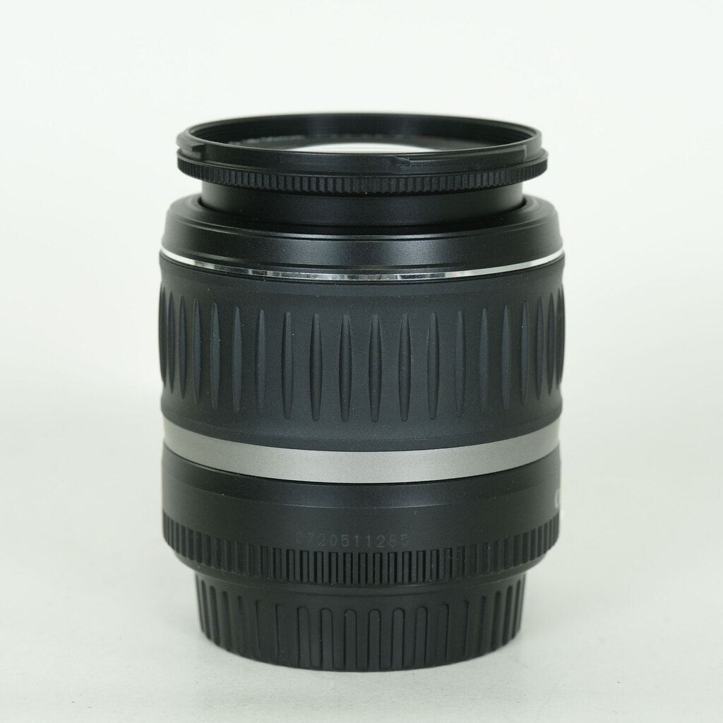 Canon EF-S18-55mm F3.5-5.6 IS