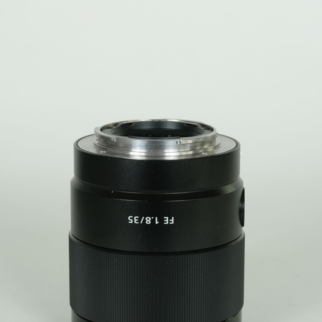 SONY FE 35mm F1.8 SEL35F18F