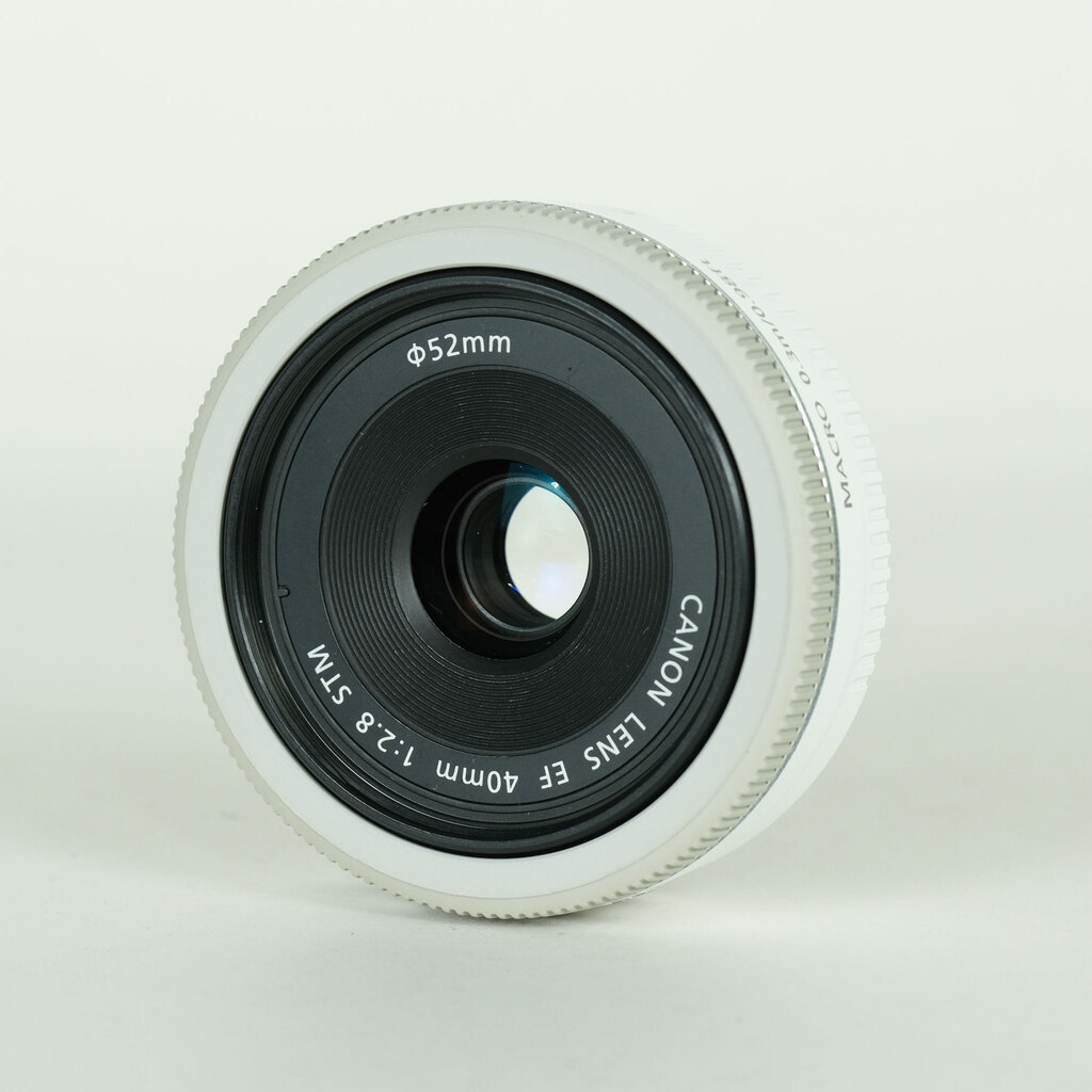 Canon EF40mm F2.8 STM ホワイトの出品 | ONE SCENE（ワンシーン）