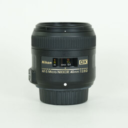 Nikon AF-S DX Micro NIKKOR 40mm f/2.8G