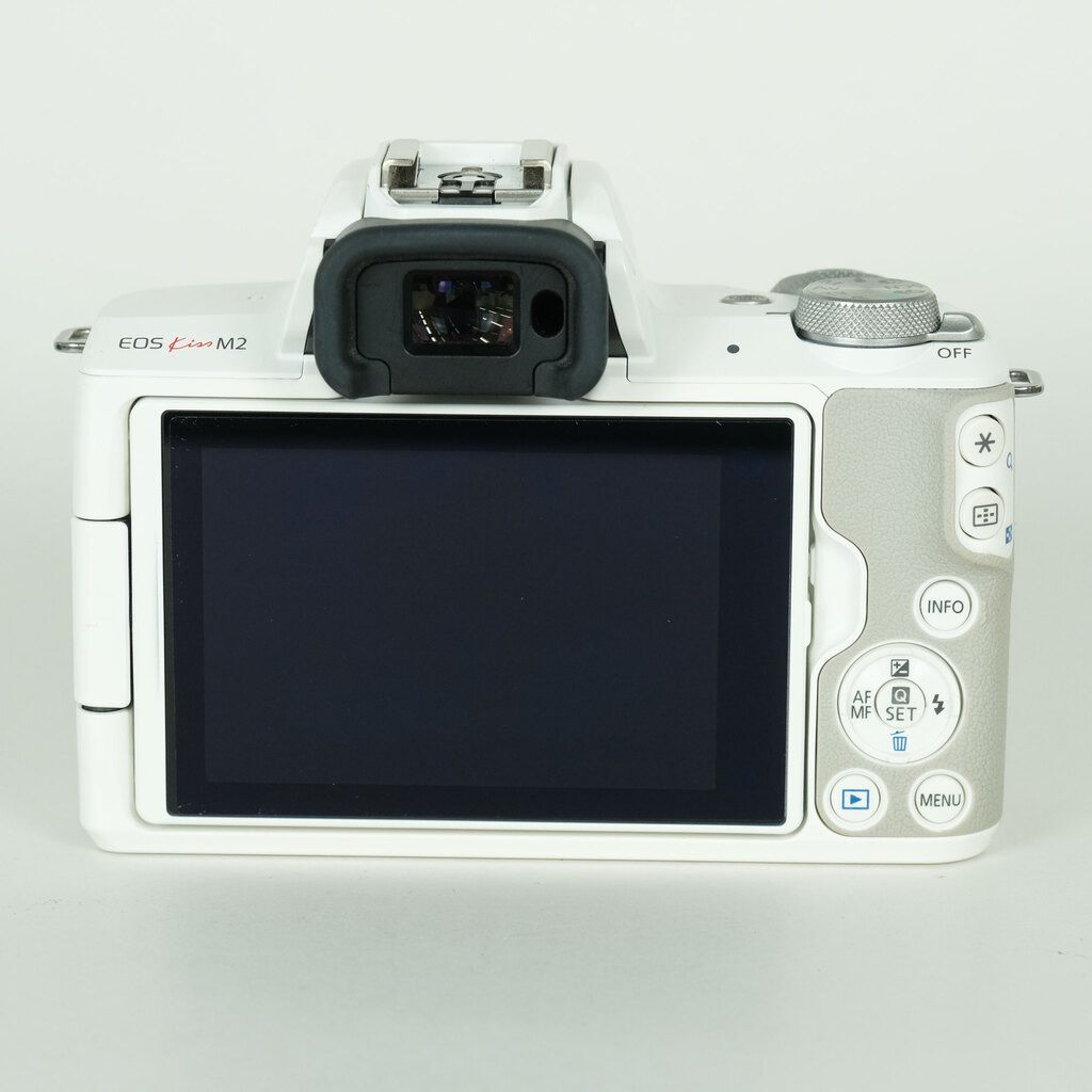 Canon EOS Kiss M2