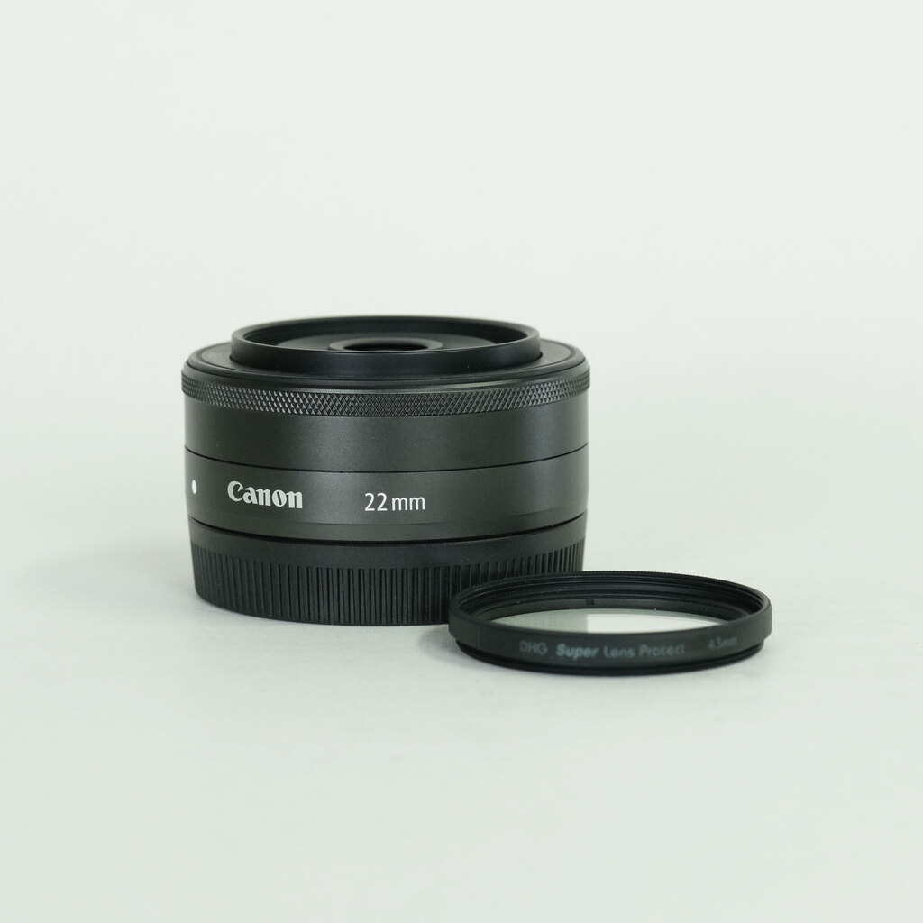 Canon EF-M22mm F2 STM