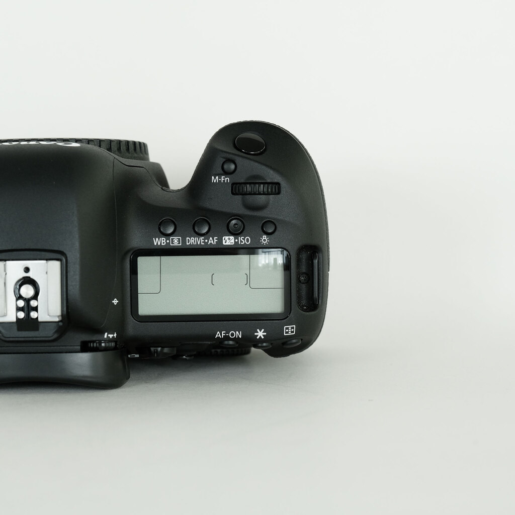 Canon EOS 5D Mark IV