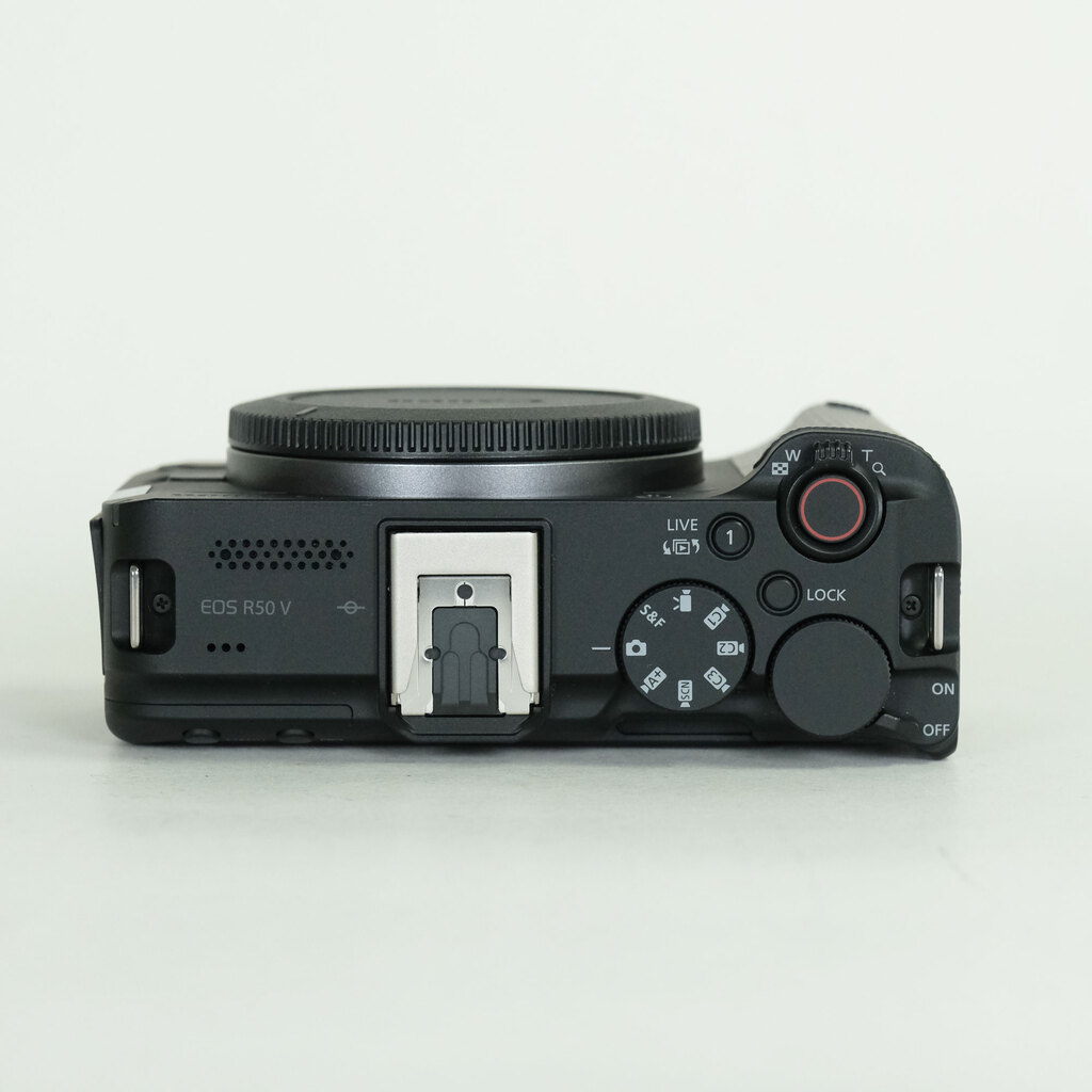 Canon EOS R50 V