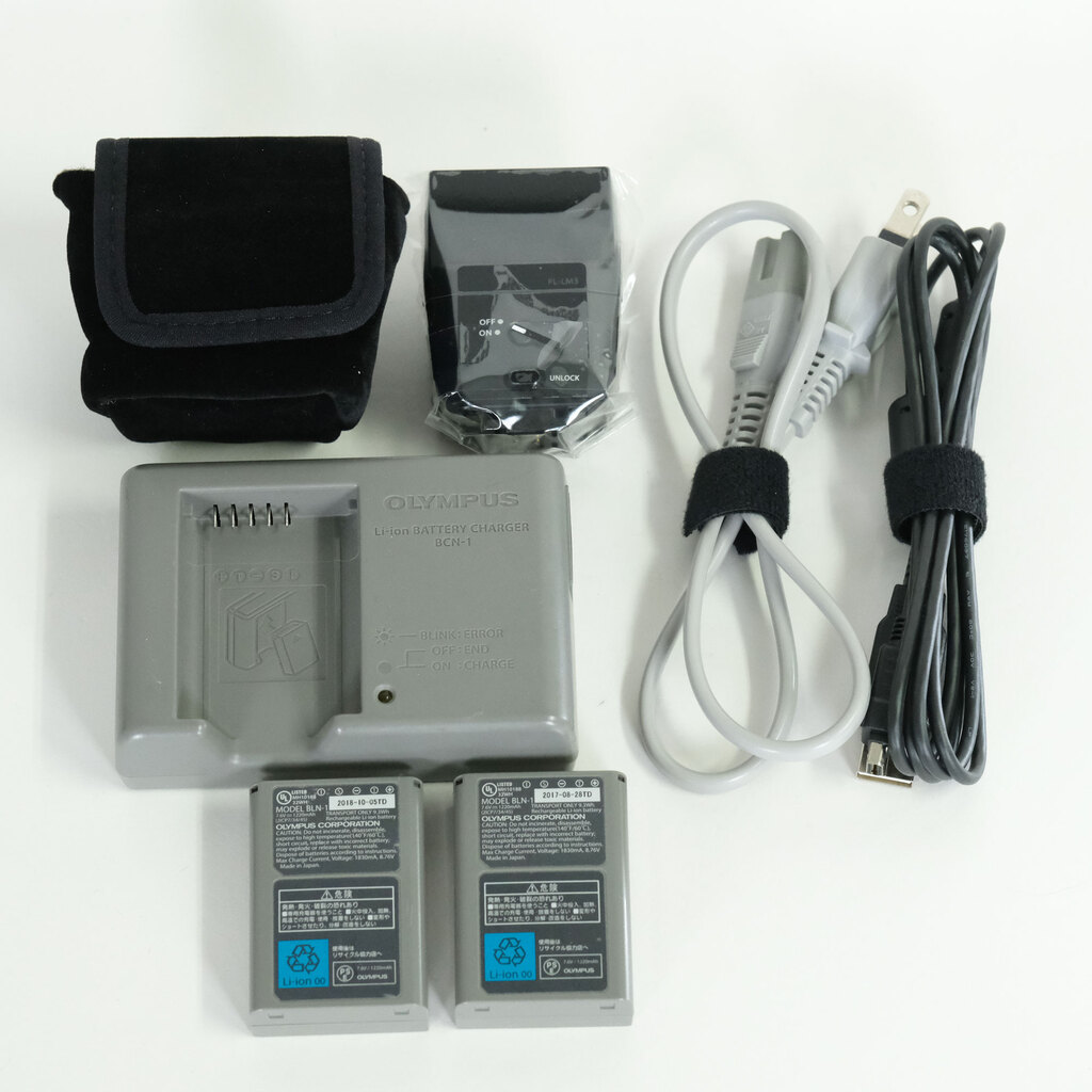 OLYMPUS PEN-F OLYMPUS PEN-F