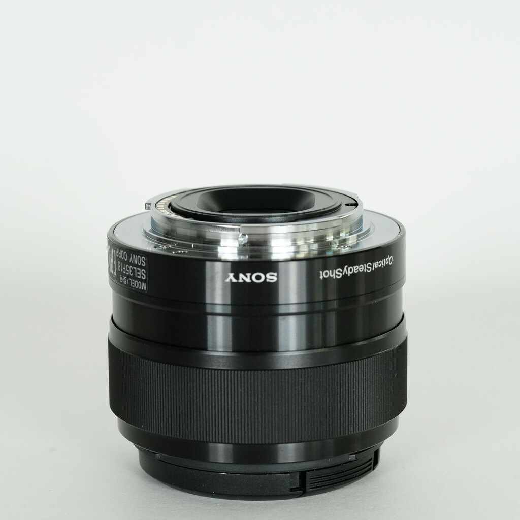 SONY E 35mm F1.8 OSS SEL35F18