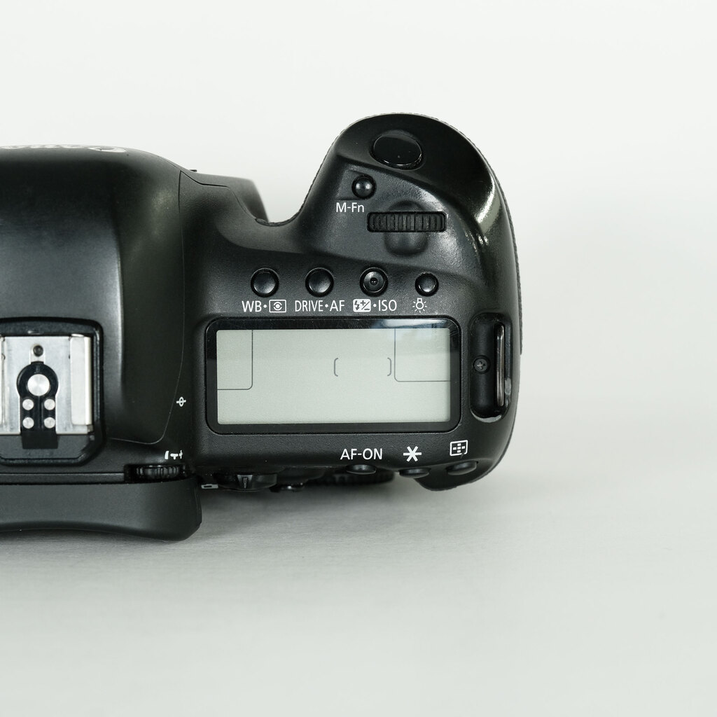 Canon EOS 5D Mark IV