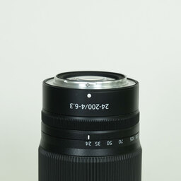 Nikon NIKKOR Z 24-200mm f/4-6.3 VR Nikon NIKKOR Z 24-200mm f/4-6.3 VR