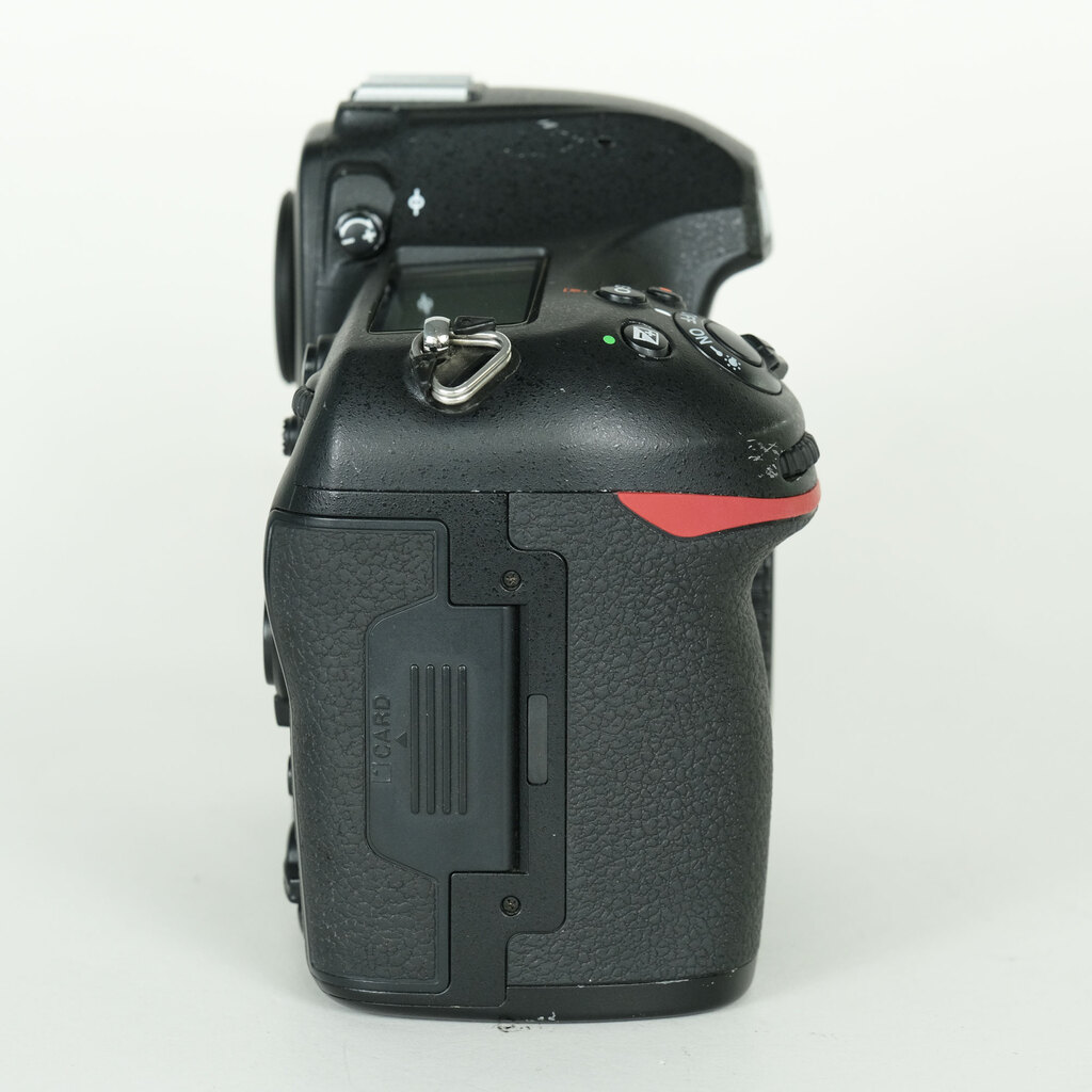 Nikon D850