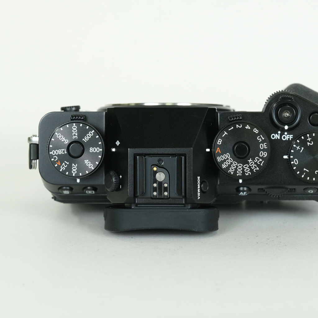 FUJIFILM X-T5