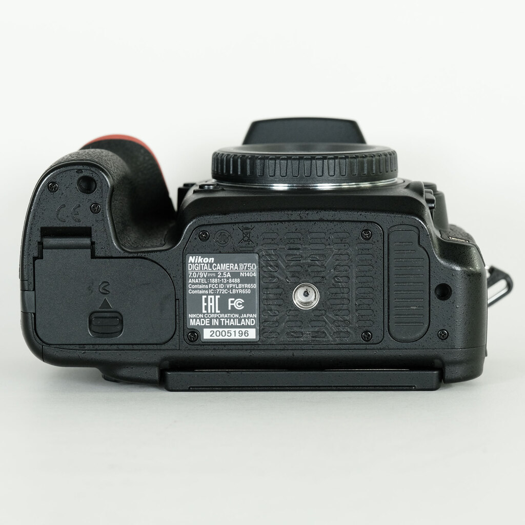 Nikon D750