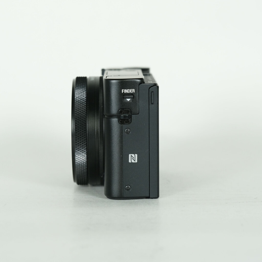 SONY Cyber-shot DSC-RX100M7 SONY Cyber-shot DSC-RX100M7