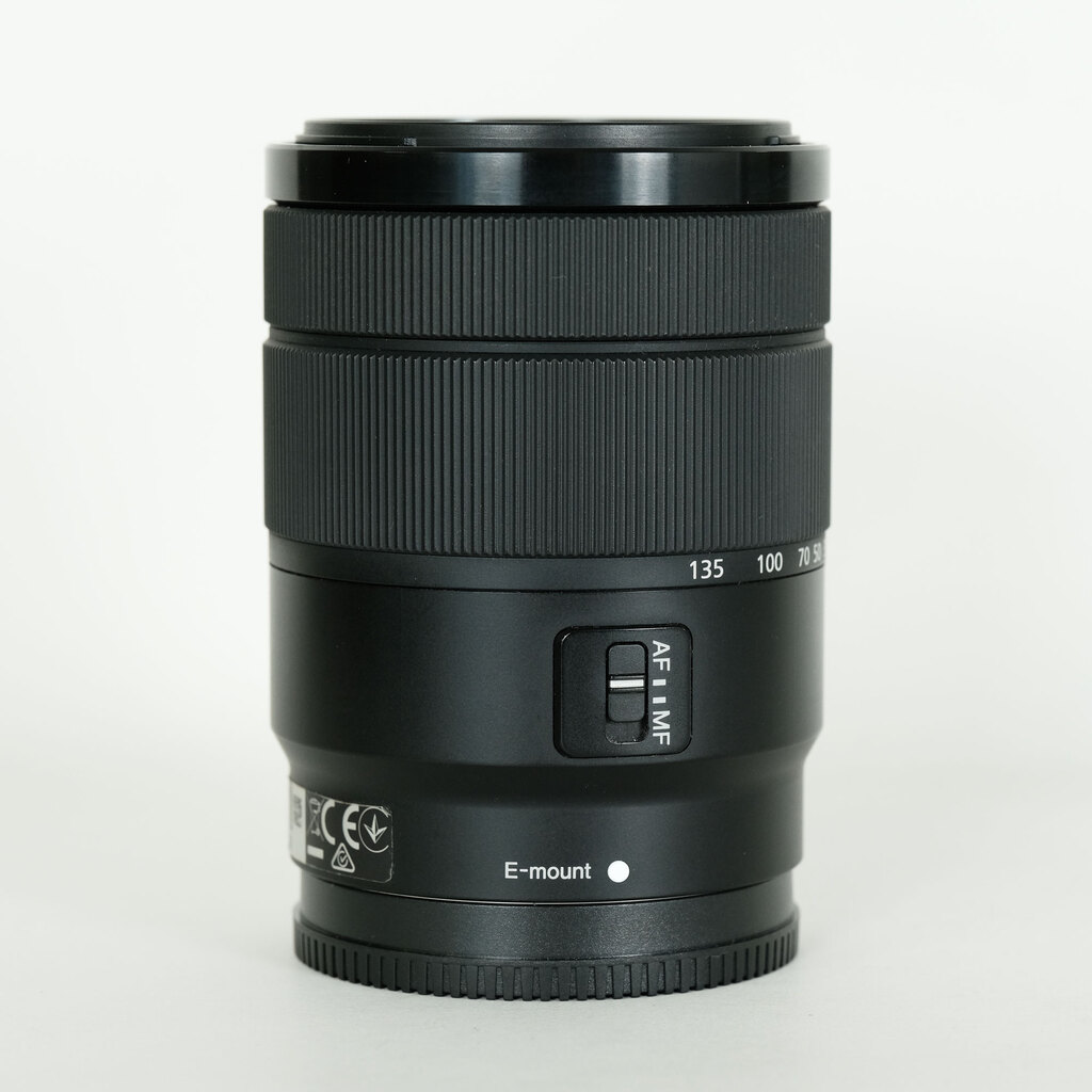SONY E 18-135mm F3.5-5.6 OSS SEL18135