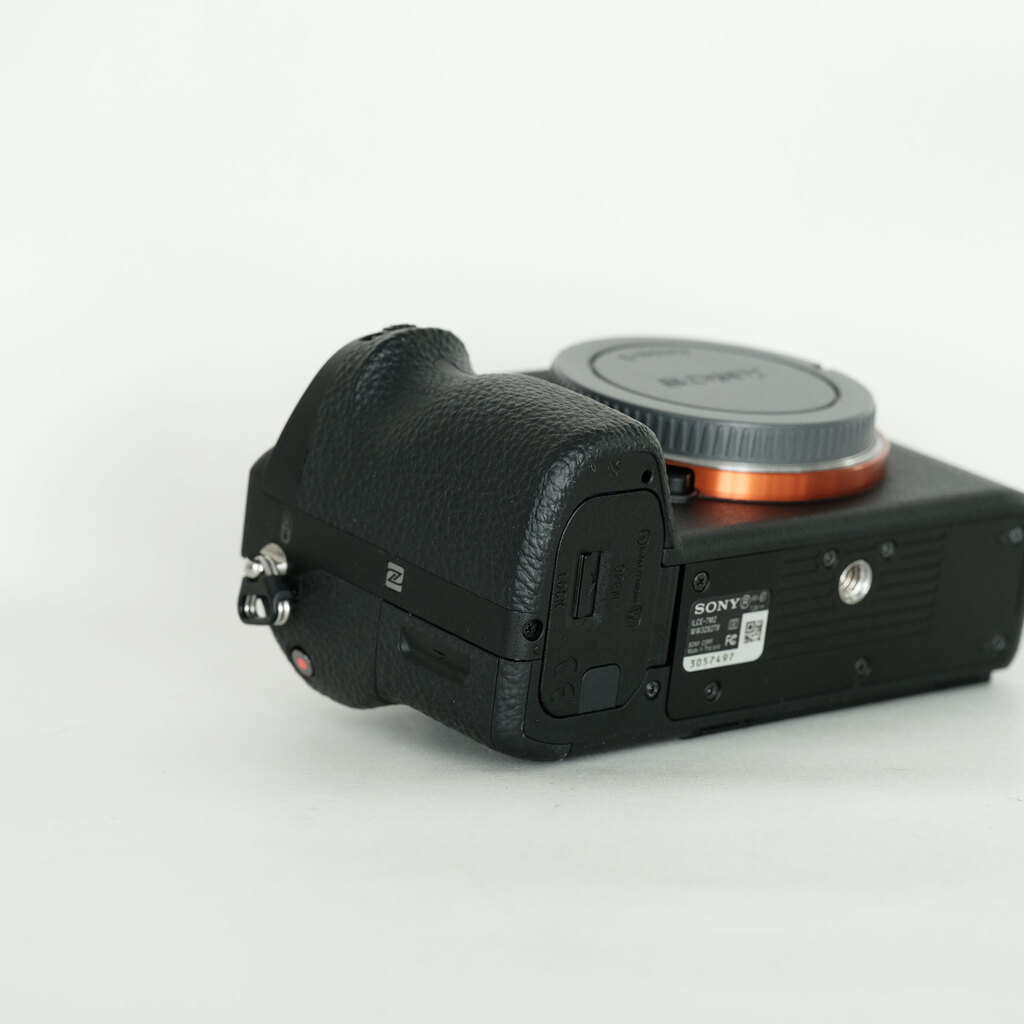 SONY α7 II（ILCE-7M2）