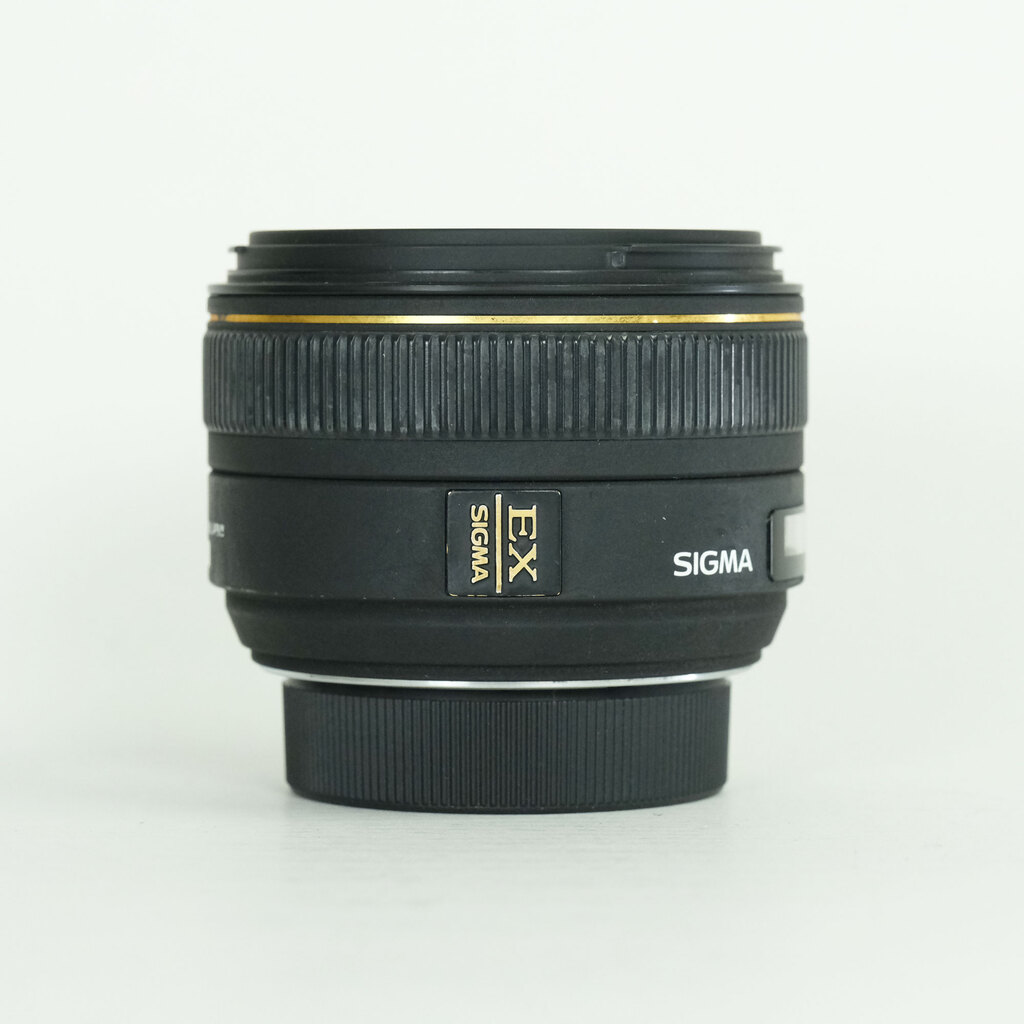 SIGMA 30mm F1.4EX DC HSM (ニコンF用)