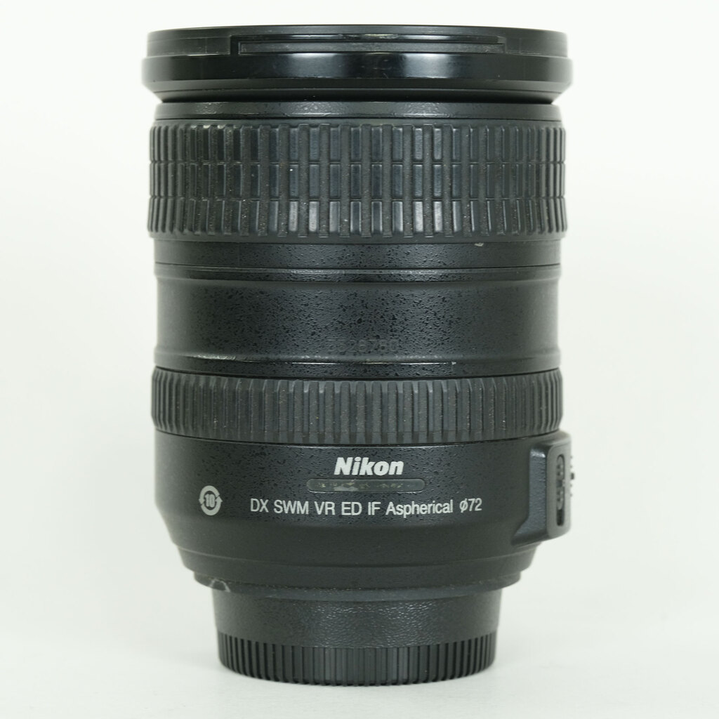 Nikon AF-S DX VR Zoom-Nikkor 18-200mm F3.5-5.6G IF-ED Nikon AF-S DX VR Zoom-Nikkor 18-200mm F3.5-5.6G IF-ED