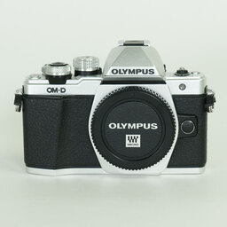 OLYMPUS OM-D E-M10 Mark II