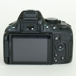 Nikon D5100 ボディ