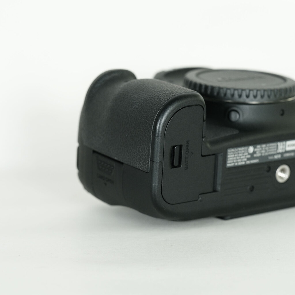 Canon EOS 6D Mark II Canon EOS 6D Mark II