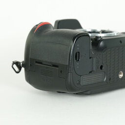Nikon D7100