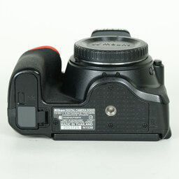 Nikon D5600