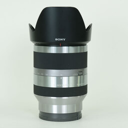 SONY E18-200mm F3.5-6.3 OSS SEL18200