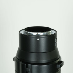 Nikon NIKKOR Z 180-600mm f/5.6-6.3 VR Nikon NIKKOR Z 180-600mm f/5.6-6.3 VR