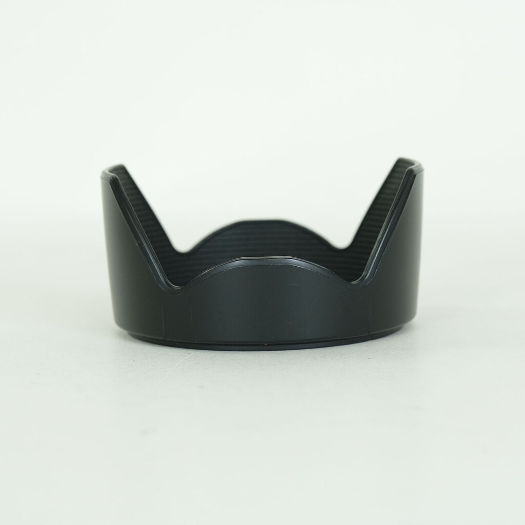 SONY E18-200mm F3.5-6.3 OSS LE SEL18200LE