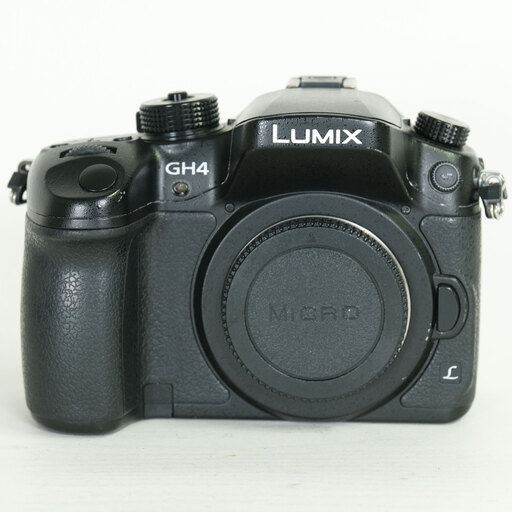 Panasonic LUMIX DMC-GH4